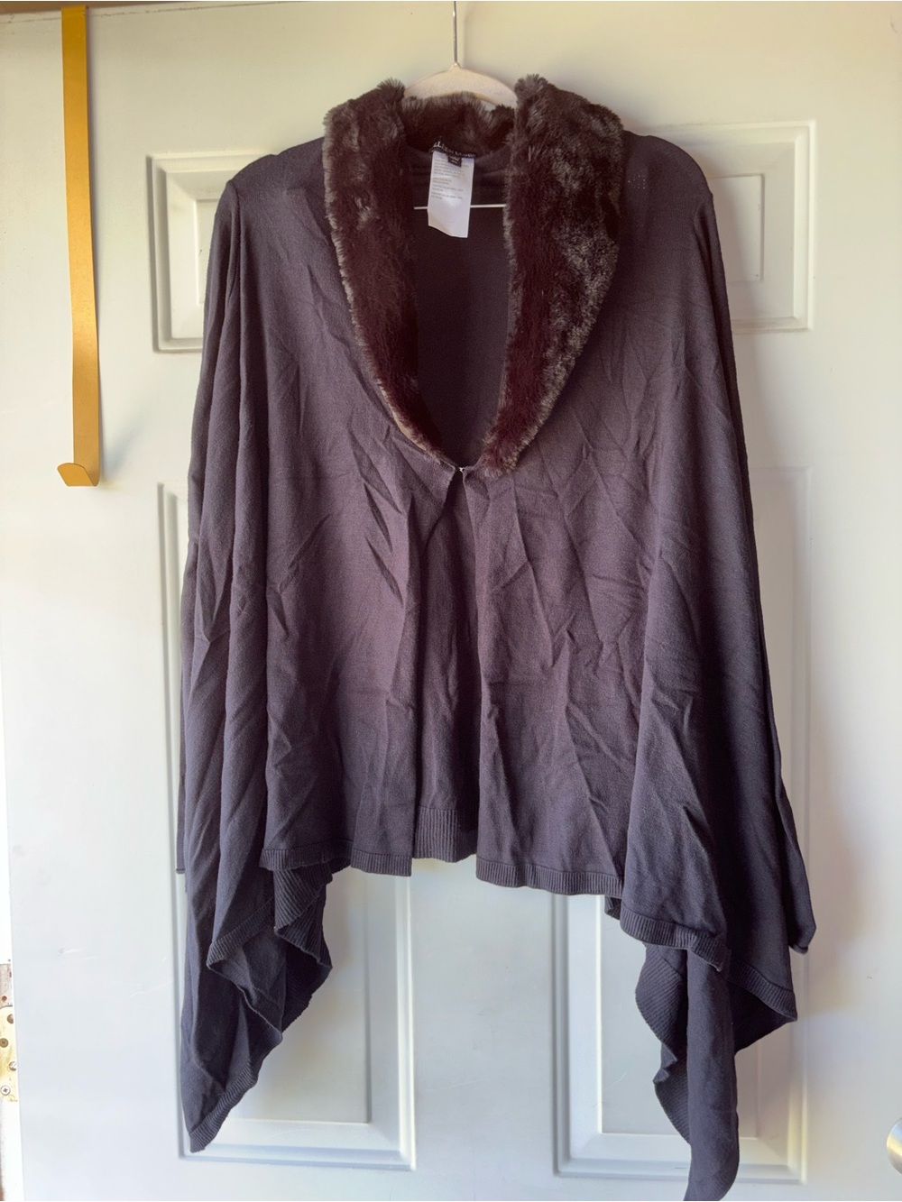 Colleen Lopez black faux fur collar drape cardigan size M/L